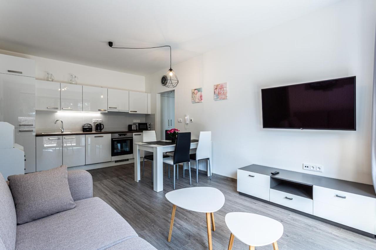 Ski Chalet Klinovec Loučná pod Klínovcem Bagian luar foto